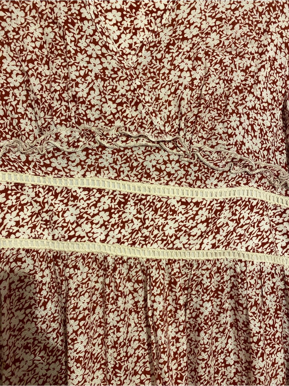 Indigo Soul red layered floral bell sleeve dress, size large - Picture 5 of 5